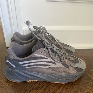 Yeezy boost 700 v2 “Geode”